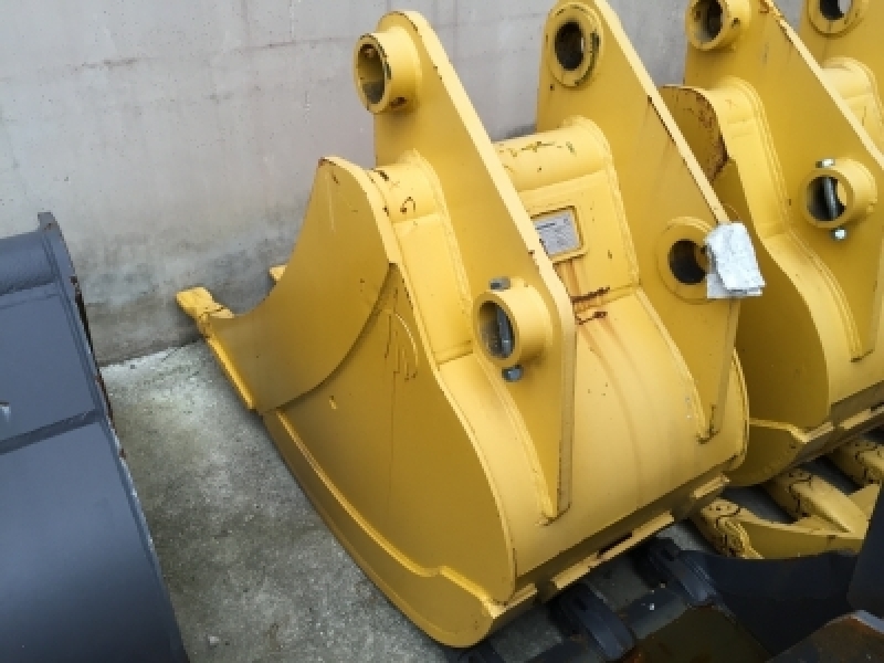 BENNA - MANTOVANI - KOMATSU PC210