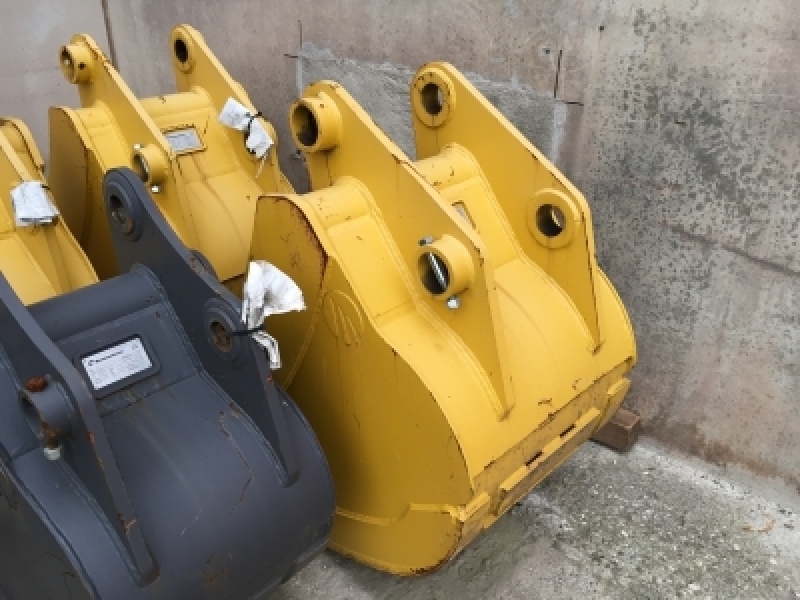 BENNA - MANTOVANI - KOMATSU PC210